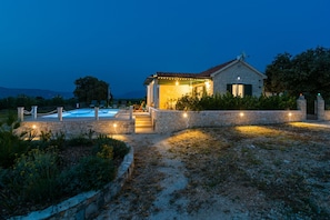 Building design - House Blato (Postira)