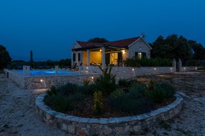 Building design - House Blato (Postira)