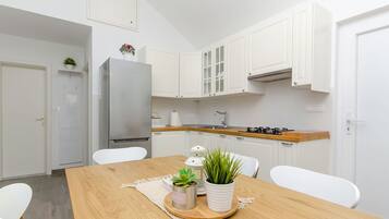 House | Private kitchen