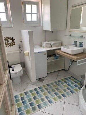 Apartment (A2) | Bathroom - Apartments Tanjy (Crikvenica)