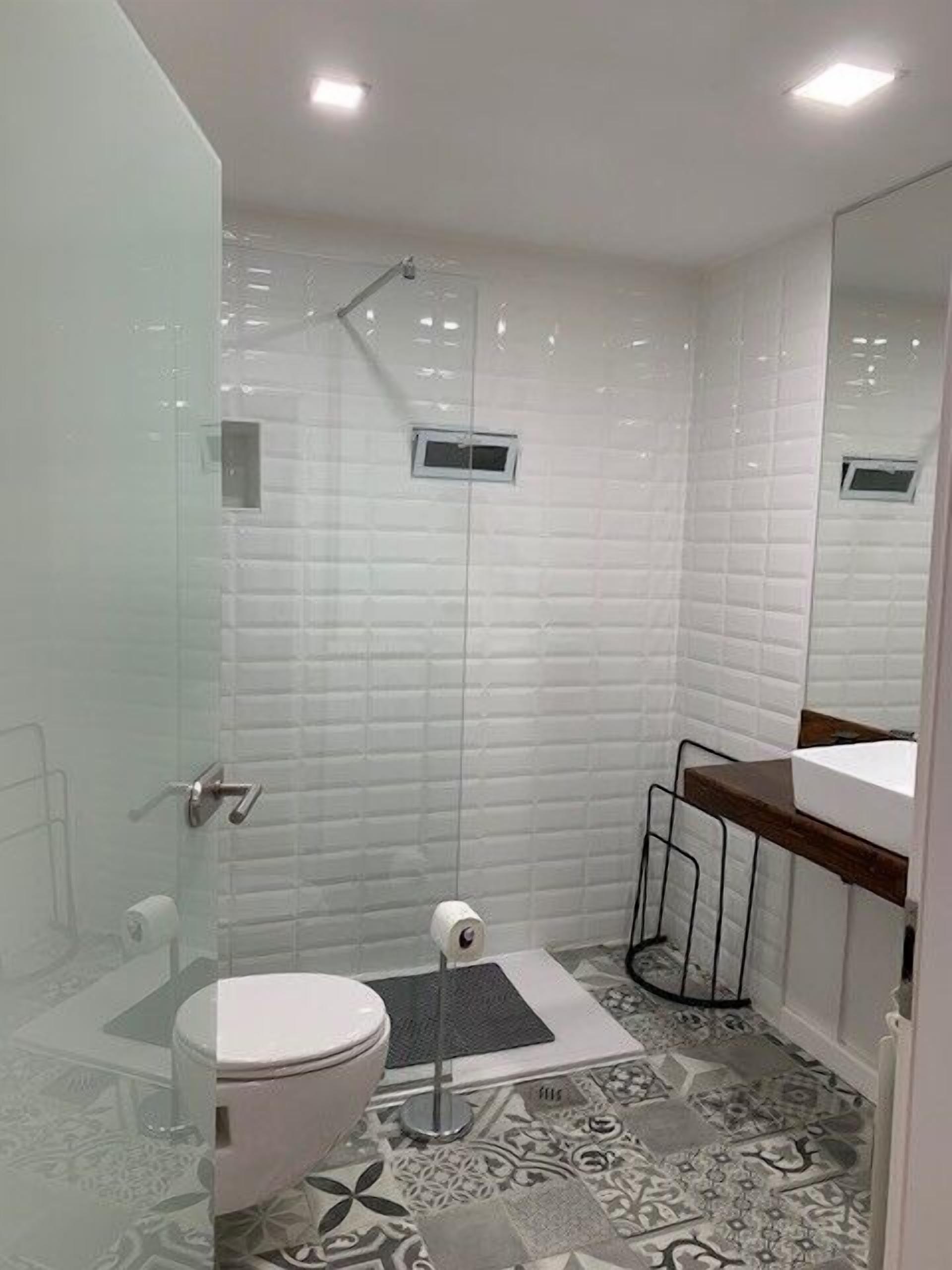 Apartment (A1) | Bathroom | Shower