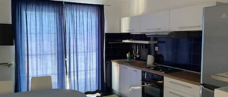 Apartment (A2) | Private kitchen