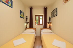 Apartamento (A1) | Ferros/tábuas de passar roupa, berços grátis, Wi-Fi de cortesia
