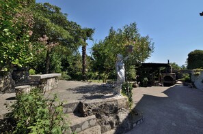 Courtyard - Apartments Haldej (Moscenicka Draga)