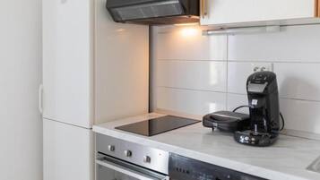 House | Private kitchen | Fridge, oven, stovetop, dishwasher
