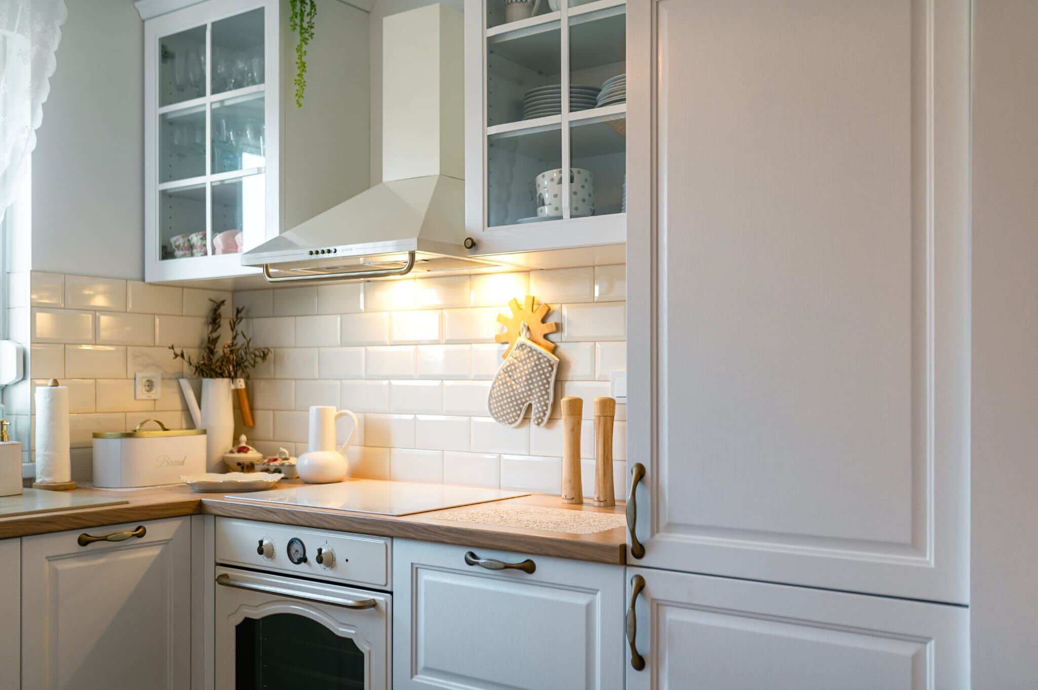 Huoneisto (A1) | Yksityinen keittiö | Jääkaappi, uuni, liesi, astianpesukone