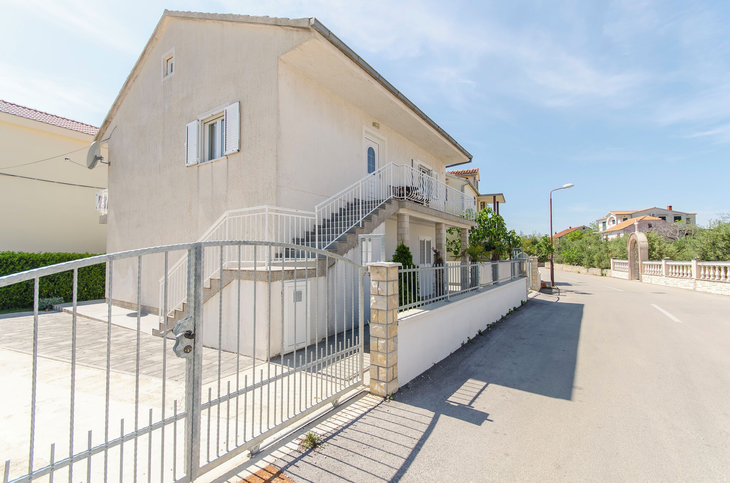 Kiến trúc tòa nhà