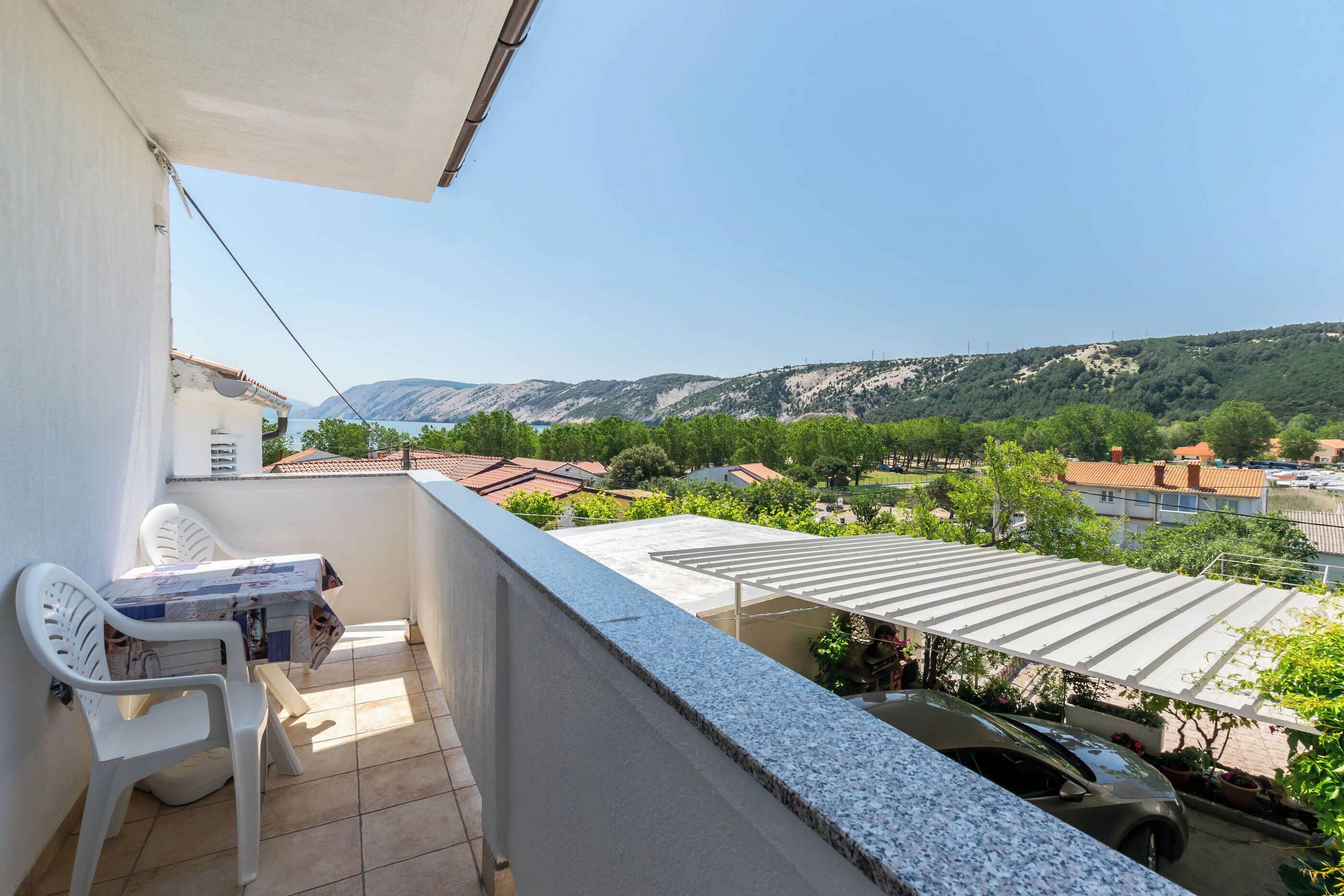House | Balcony