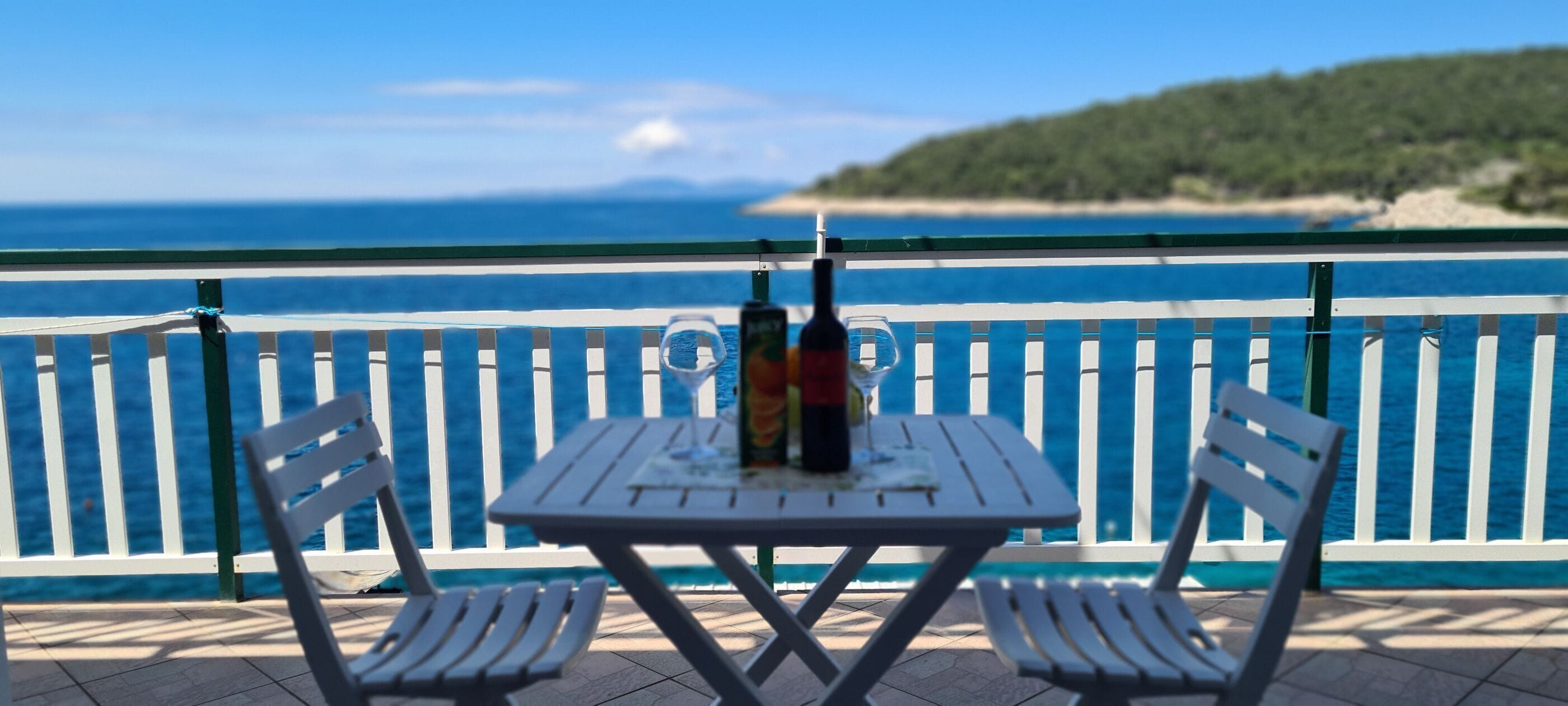 อพาร์ทเมนท์ (A2) | วิวริมน้ำ