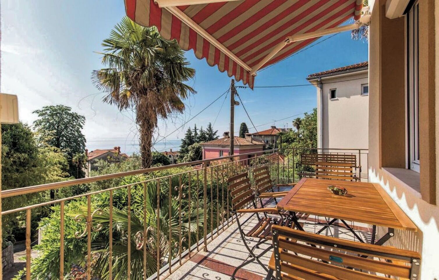 Apartment (A1) | Balcony