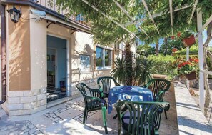 Apartment (A2) | Terrace/patio - Apartments Villa Viktorija (Opatija)