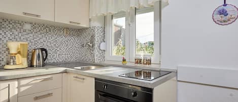 House | Private kitchen