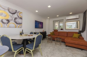 Dining - Apartment Paradise (Sibenik)
