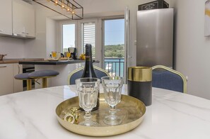 Apartment (A1) | Speisen