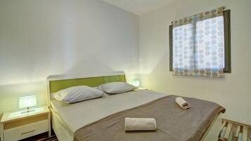 Apartment (A2)