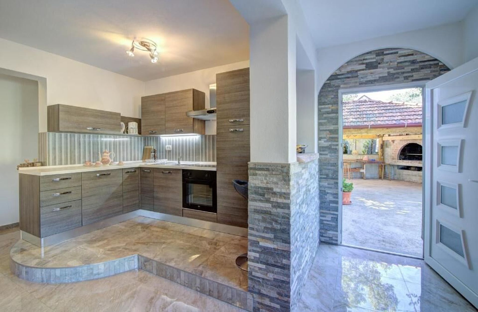 Appartement (A2) | Cuisine privée | Réfrigérateur, four, plaque de cuisson, machine à expresso
