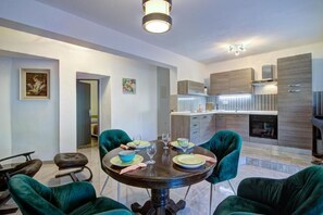 Dining - Apartments Velebit House (Senj)