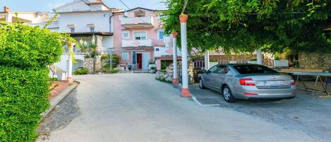 Stationnement libre-service