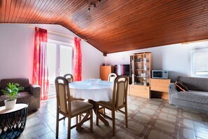 Apartment (A2) | Dining - Apartments Antonija (Rab)