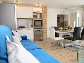 Apartment (K1) | Living room - House Luketini Dvori (Marina)
