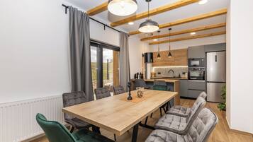 House | Dining