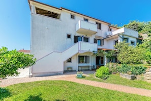 Building design - Apartments Zeljko (Rab)
