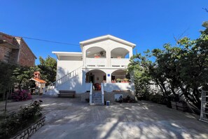 Building design - Apartments Franjo (Rab)
