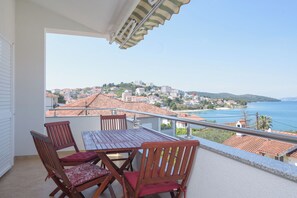 Balcony - Apartments Ivan (Okrug)