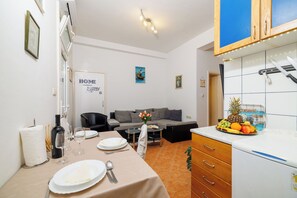 Apartment (A2) | Wohnzimmer