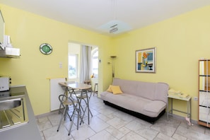 Apartment (A1) | Ruang tamu