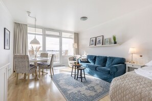 TV - Cozy Beach with Sea View – Between South Beach and Marina (Fehmarn)