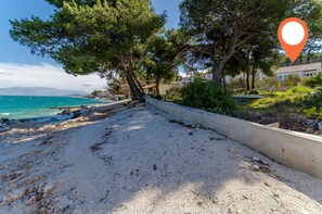 Beach nearby - Apartment Mare (Trogir)