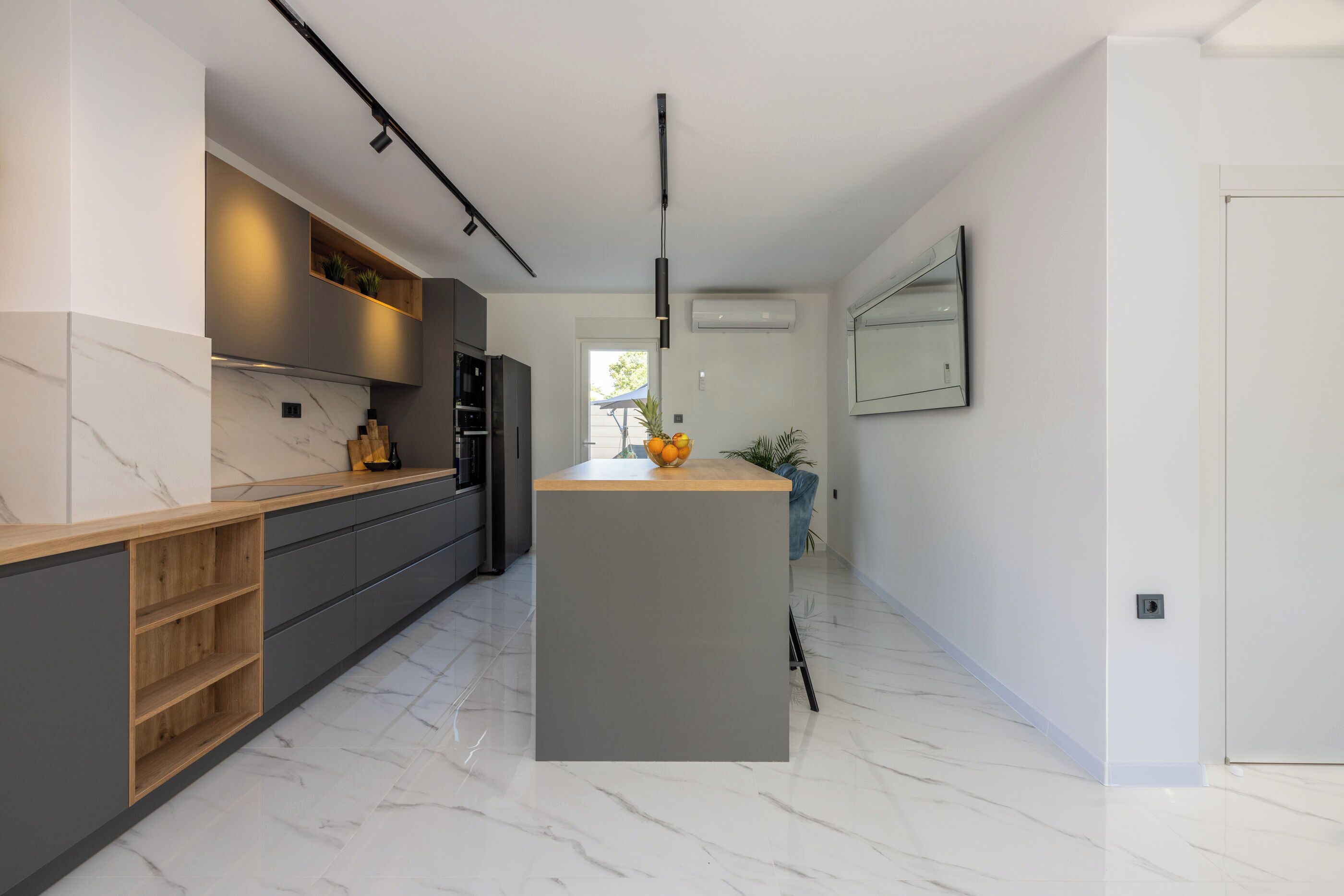 Ferienhaus | Eigene Küche | Kühlschrank, Mikrowelle, Ofen, Herdplatte