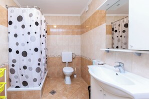 Appartement (A1) | Salle de bain | Douche
