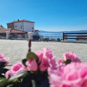 Apartment (A1) | Water view - Apartments Valentina (Crikvenica)