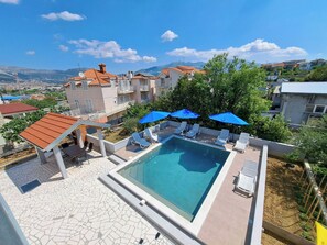 Outdoor pool - Apartments Mile (Split)