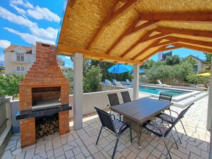 BBQ/picnic Area - Apartments Mile (Split)