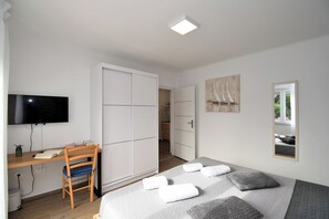 Tabla de planchar con plancha y wifi gratis 