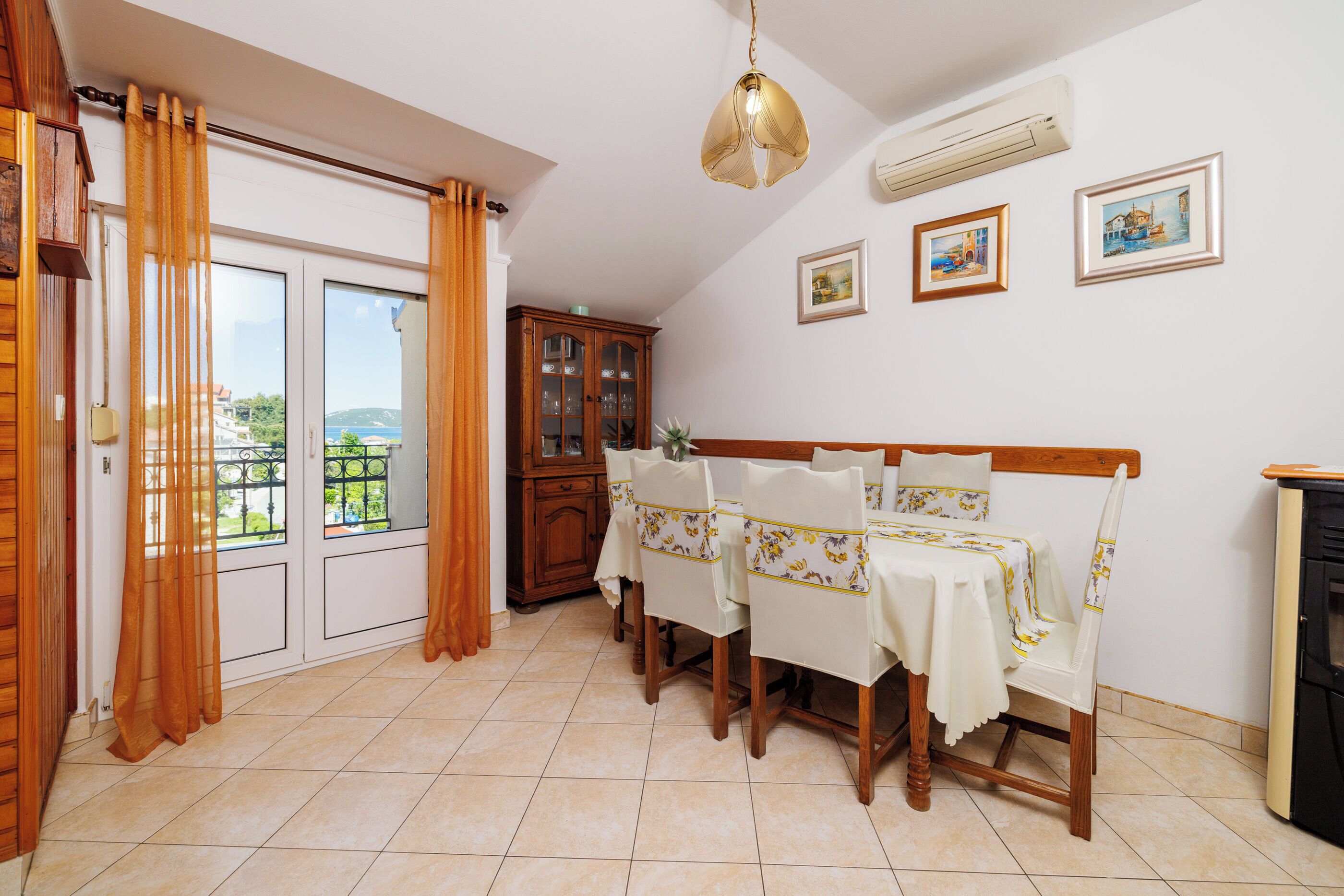 Apartment (A2) | Speisen