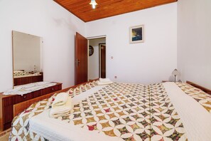Apartment (A2) | Free WiFi - Apartments Nikolina J (Rab)
