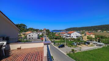 Apartment (A2) | Water view
