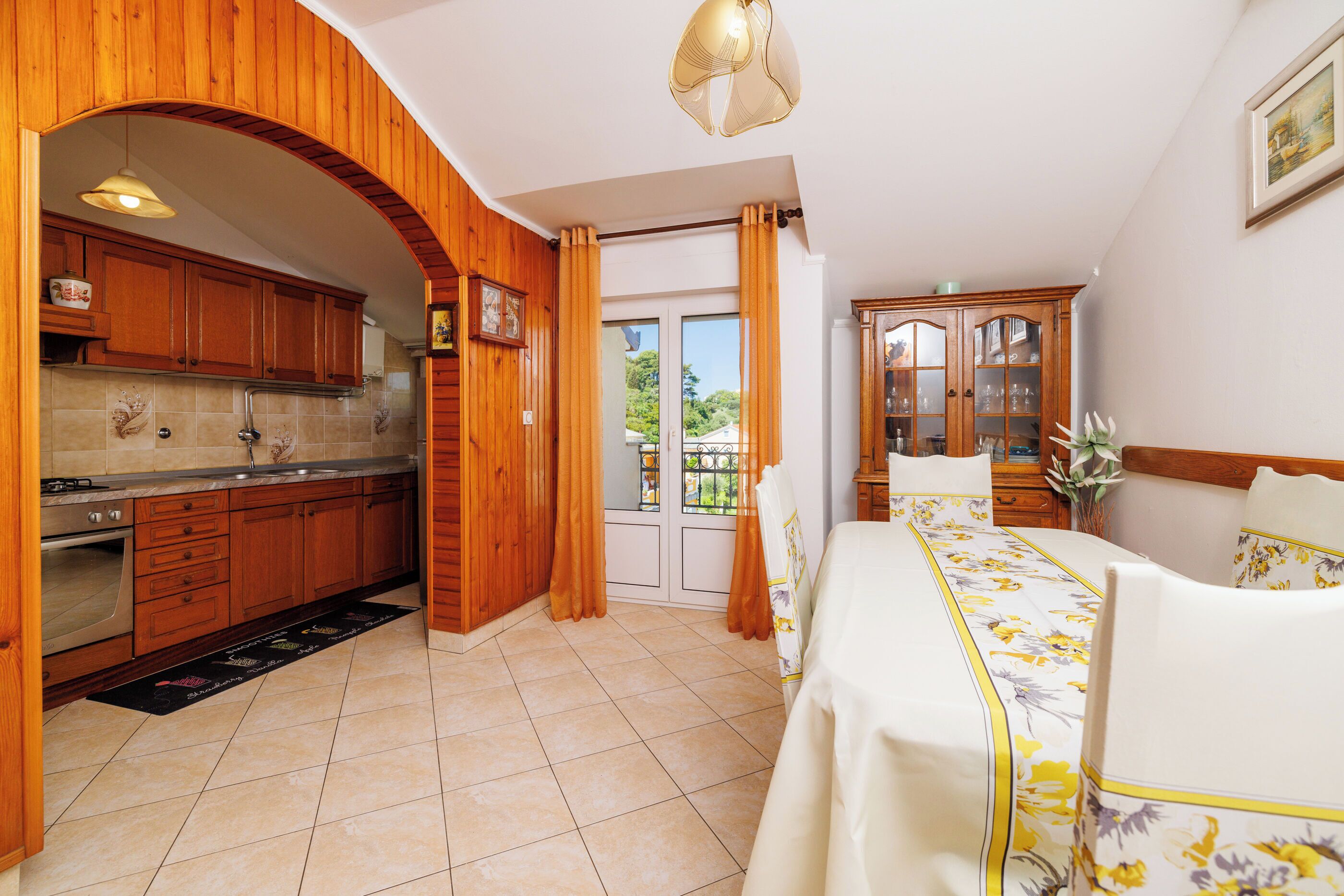 Apartment (A2) | Eigene Küche | Kühlschrank, Mikrowelle, Ofen, Herdplatte