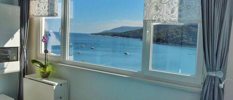 Studio (A1) | Vue sur lâeau