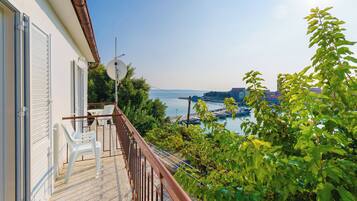 Apartment (A1) | Balcony