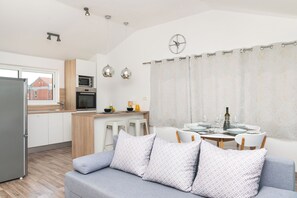 Apartment (A1) | Living room - Apartments Ideal Holiday (Tribunj)