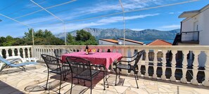 House | Water view - House Karmela (Sucuraj)