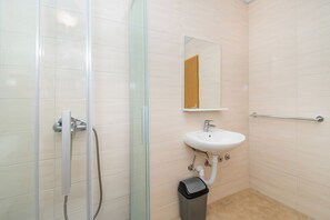 House | Bathroom | Shower - House Stone Curlew 4 (Benkovac)