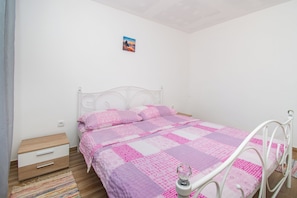 ハウス | WiFi (無料)