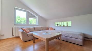 Apartment (A1) | Living room