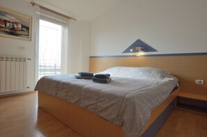 Apartment (A1) | Iron/ironing board, free WiFi - Apartments Emil (Umag)